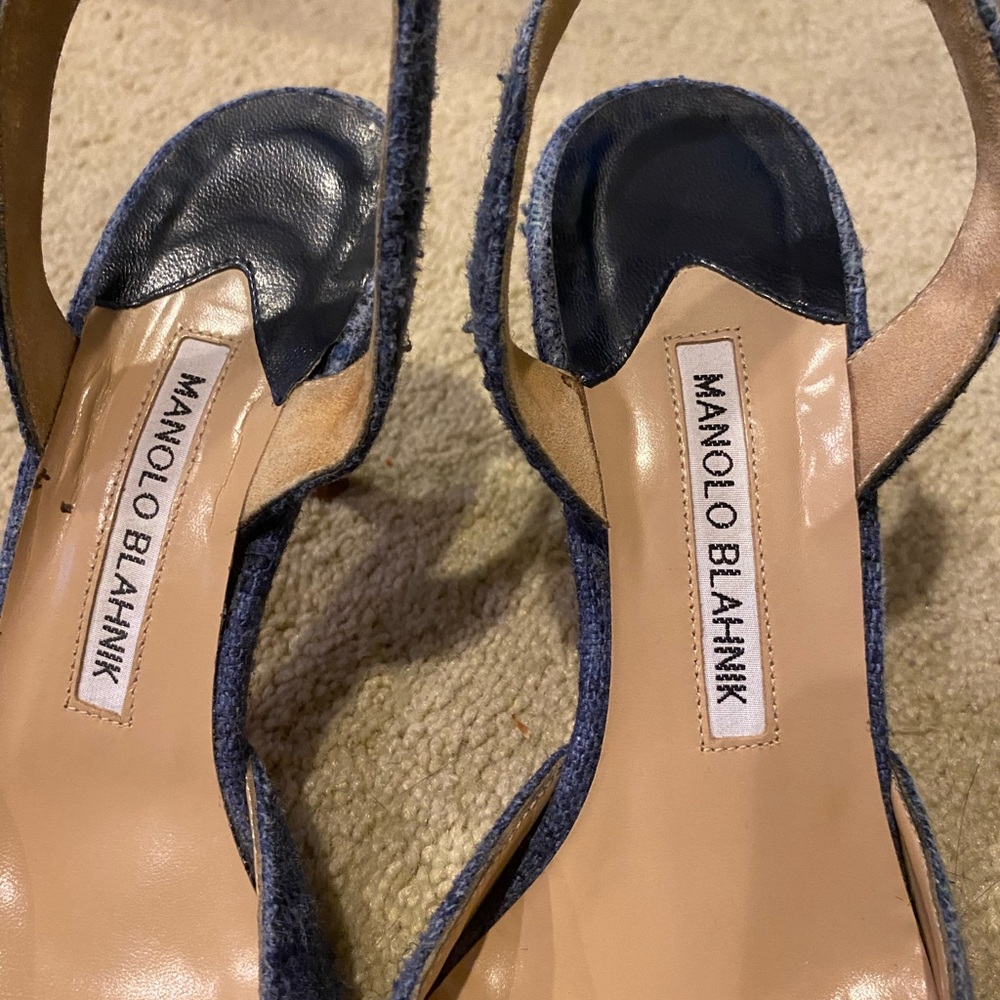 MANOLO BLAHNIK Blue Denim Almond Toe Low Kitten Heel Slingbacks